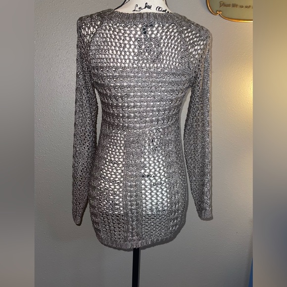 Beautiful Open Knit Sweater, long sleeves - perfect with pretty undergarments! - Picture 6 of 12